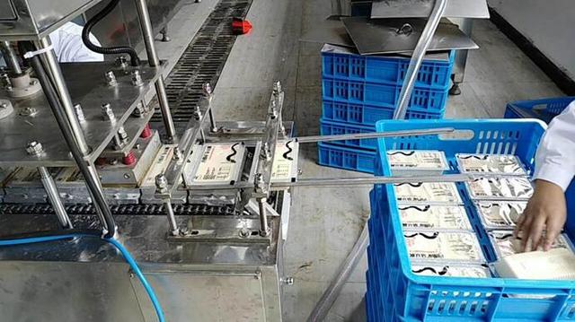 布兰奇全智能蒸汽能机助力豆制品厂:每天800kg黄豆制成豆制品