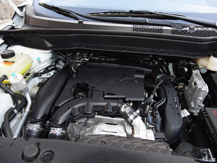 东风乘用车 东风风神AX7 2018款 1.6T 自动尊贵型