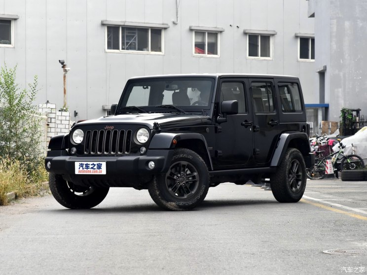 Jeep()  2016 3.0L Sahara 75¾