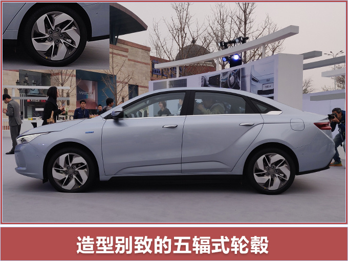 吉利全新高端电动车 续航500km预售XX万元起-图3