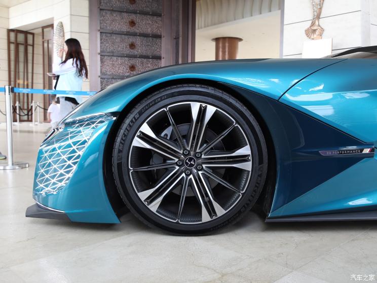 ѩ() DS X E-Tense 2018 Concept