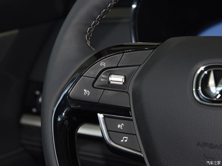 长安汽车 长安CS95 2019款 基本型