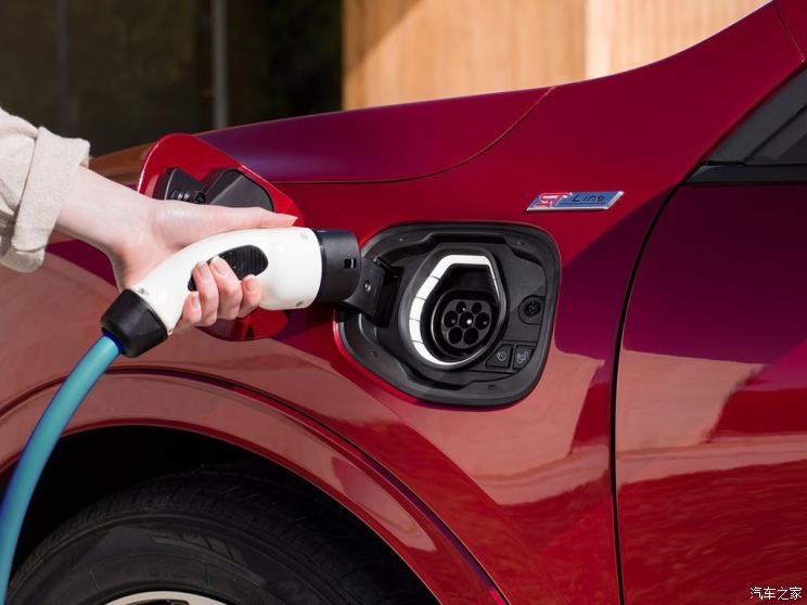 福特(进口) 翼虎新能源(进口) 2020款 Plug-In Hybrid
