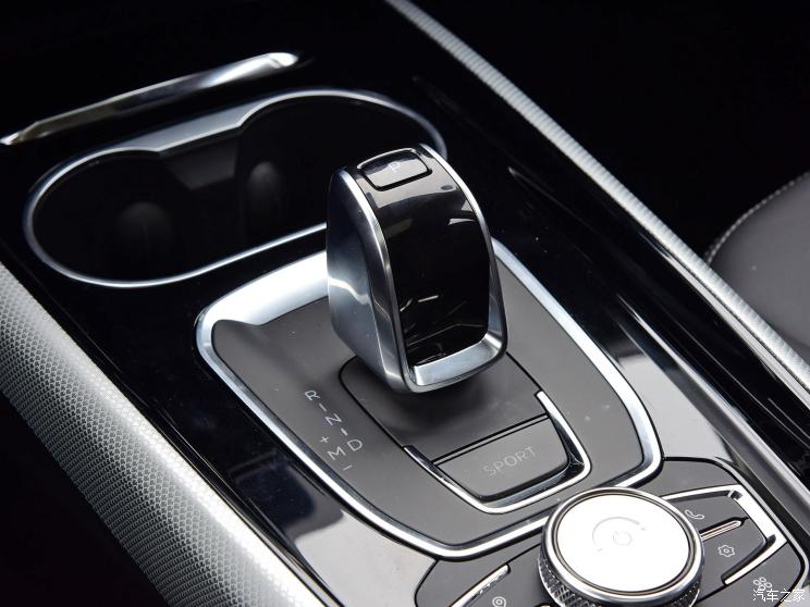 星途 星途-TX 2019款 TX 1.6T 四驱铂金版