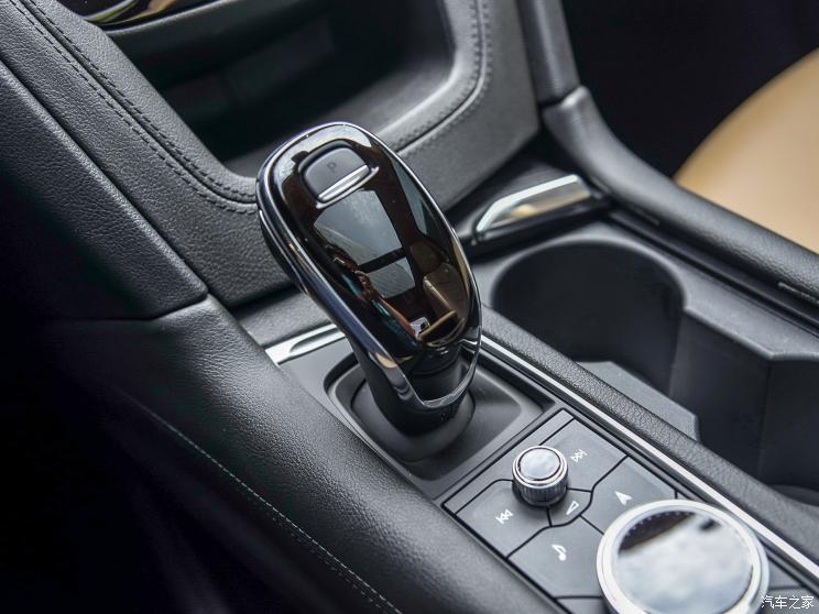 上汽通用凯迪拉克 凯迪拉克XT6 2019款 28T 基本型