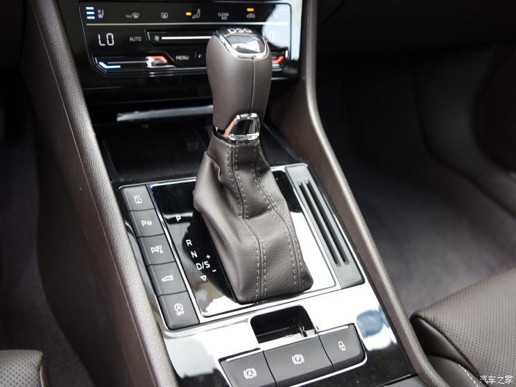 上汽斯柯达 速派 2019款 TSI380 DSG旗舰版