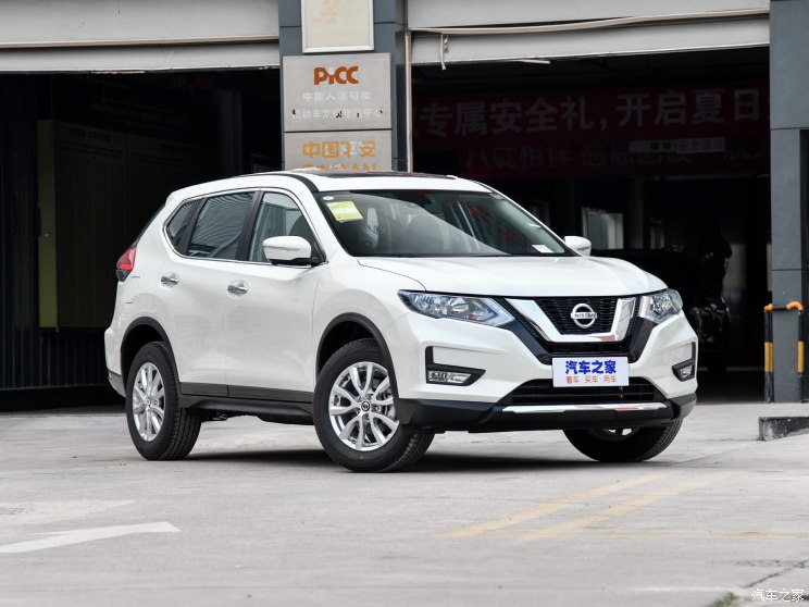 东风日产 奇骏 2019款 2.0L CVT舒适版 2WD