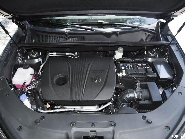 长安汽车 长安CS75 PLUS 2019款 360T 自动基本型