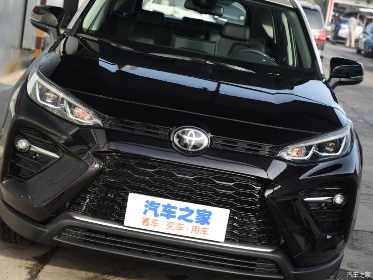 广汽丰田 威兰达 2020款 2.0L CVT两驱尊贵版