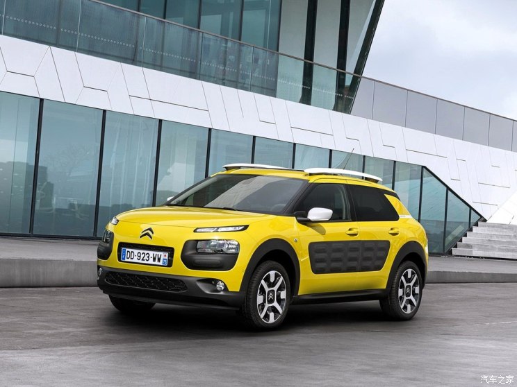 雪铁龙(进口) 雪铁龙C4 Cactus 2014款 基本型