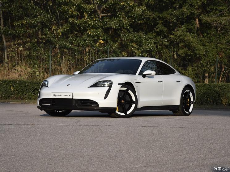 ʱ Taycan 2019 Taycan Turbo S