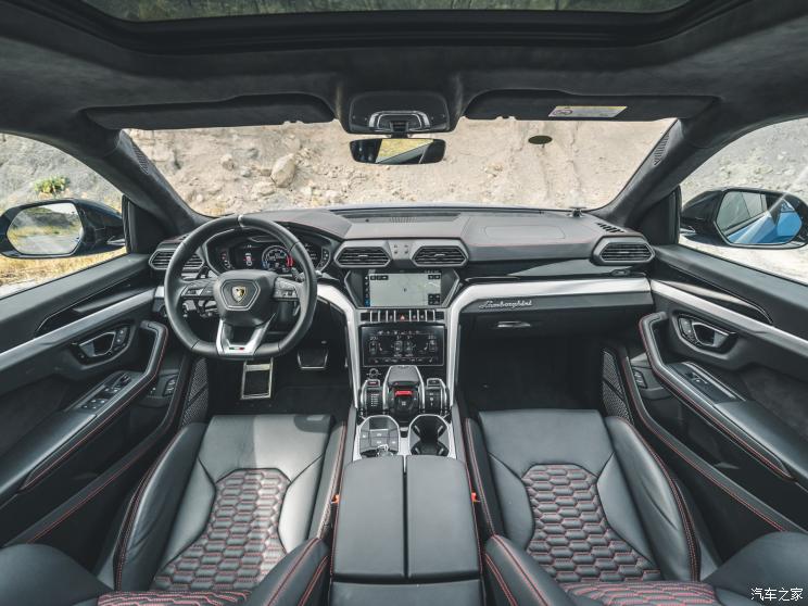  Urus 2018 4.0T V8