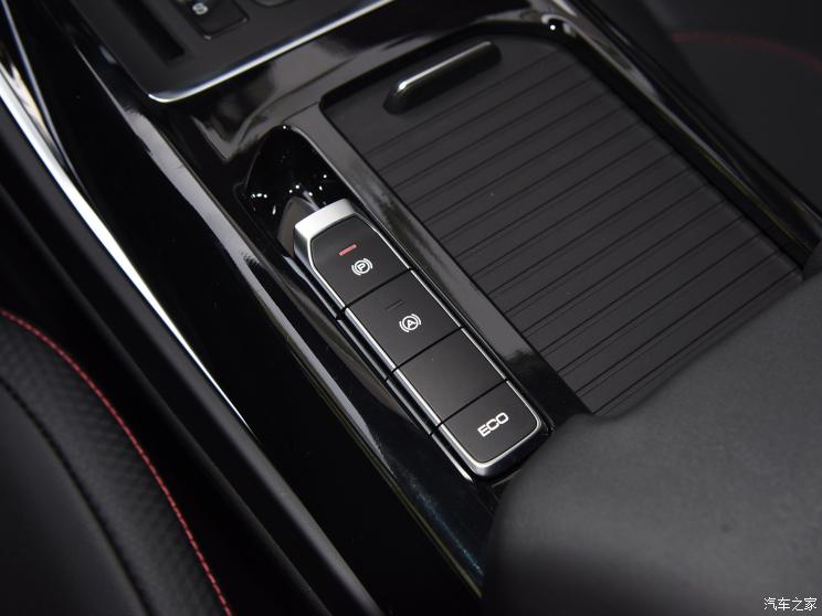 上汽通用五菱 新宝骏RS-5 2020款 300T CVT 智能旗舰型