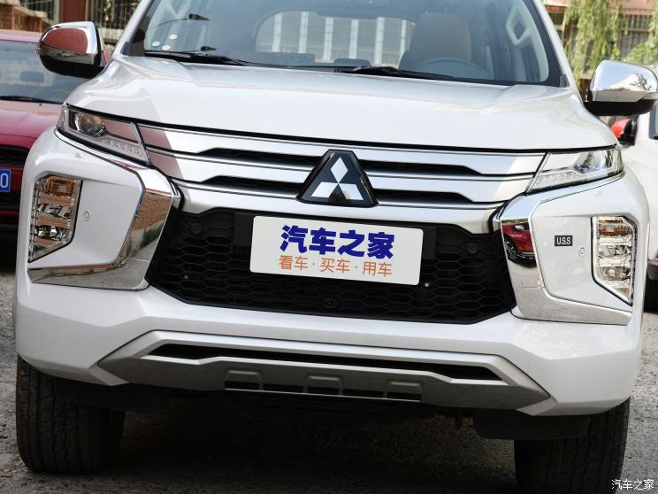 三菱(进口) 帕杰罗·劲畅(进口) 2020款 3.0L 豪华型
