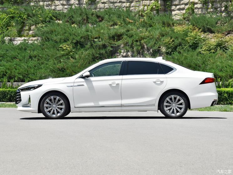广汽乘用车 传祺GA8 2020款 390T 基本型
