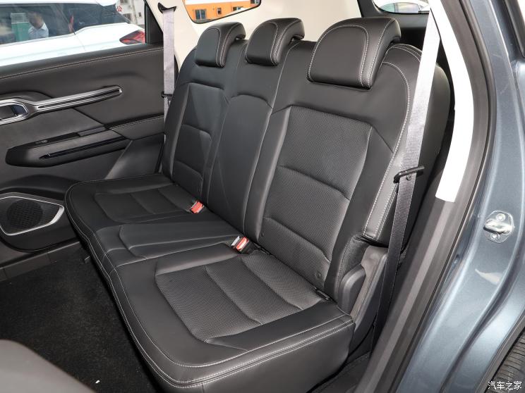  Խ 2020 1.8TD DCT