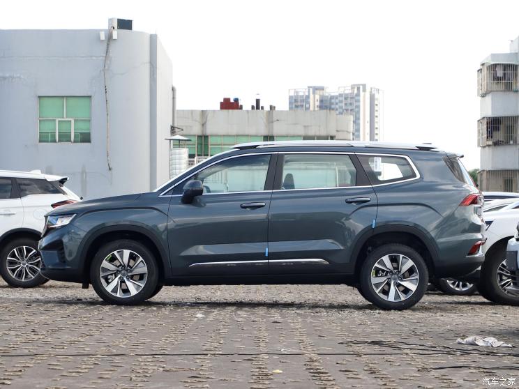  Խ 2020 1.8TD DCT